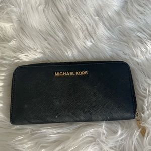 Black Michael Kor Zip Wallet